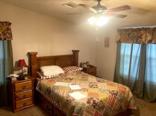 49 Kings Lake Blvd, Defuniak Springs FL  32433-7099 exterior