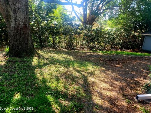 1315 39th Ave, Vero Beach FL  32960-3832 exterior