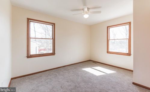 2 Willow Ct, Erial NJ  08081-2216 exterior