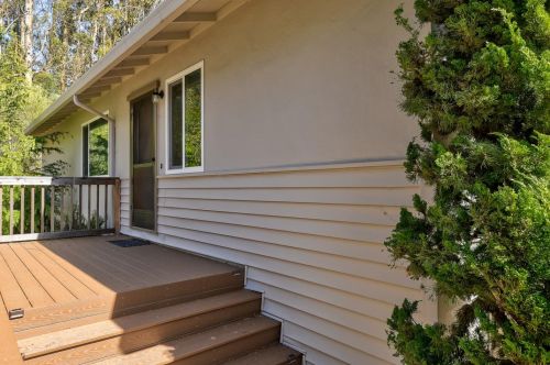 2280 Evergreen Dr, San Bruno CA  94066-1830 exterior