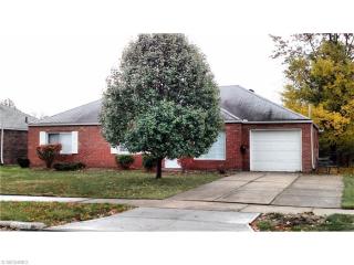 27320 Forestview Ave, Cleveland, OH 44132-1735