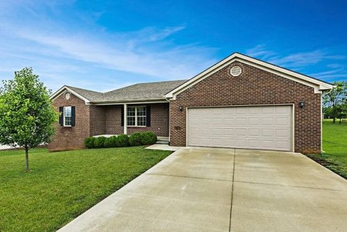 276 Banyan Blvd, Richmond, KY 40475-4102
