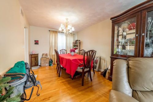 13 Betty St, Lincoln RI  02865-2203 exterior