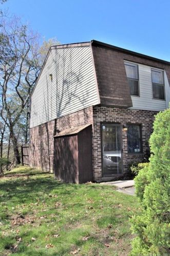 488 Perkins Ave, Waterbury CT  06704-1982 exterior