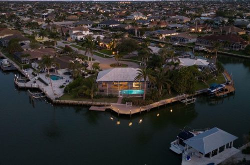 361 Meadowlark Ct, Marco Island, FL 34145-3851