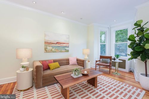 23 7 St, Washington DC 20003-4419 exterior