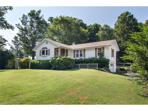 5 Canyon Cv, Biltmore Lake, NC 28715-8503