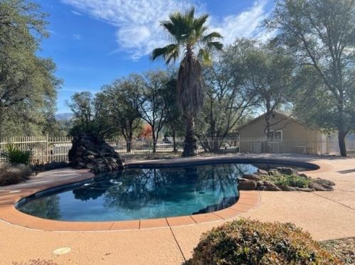 56 Circle View Dr, Oroville, CA 95966-9552