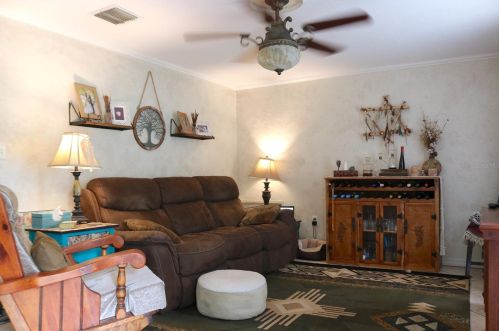 5937 Elm St, New Port Richey, FL 34652-4111
