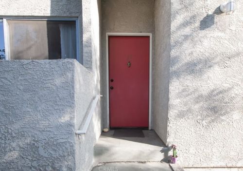 9034 Willis Ave, Van Nuys, CA 91402-1589