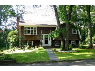 56 Bow Run, South Kingstown, RI 02874-2470