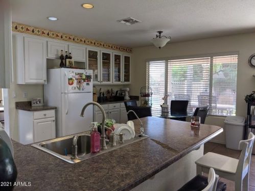 7439 Via Montoya Dr, Glendale AZ 85310-5286 exterior