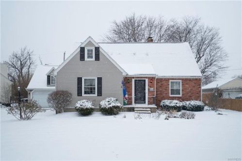 111 Mayfield Ave, Tonawanda, NY 14150-9218