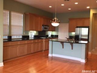 3011 Southcreek Dr, Lincoln, CA 95648-8286