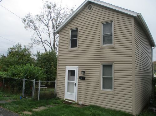 324 Liberty St, Mc Donald, PA 15057-1322