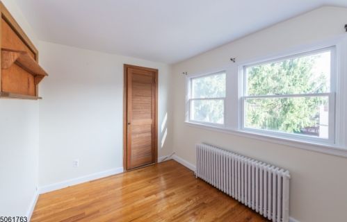 103 Shore Rd, Parsippany NJ  07834-1142 exterior