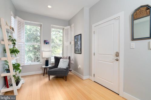 3004 13th St, Washington, DC 20009-8019