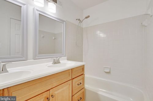 7309 Drew Ln, Fredericksburg VA  22407-6667 exterior