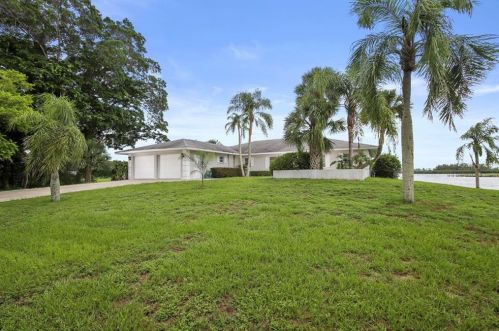 415 Green Dolphin Dr, Placida FL  33946-2229 exterior