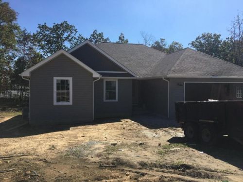 162 Berkshire Loop, Crossville TN  38558-7147 exterior