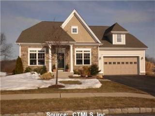 8 Muirfield Ln, Bloomfield, CT 06002-2378