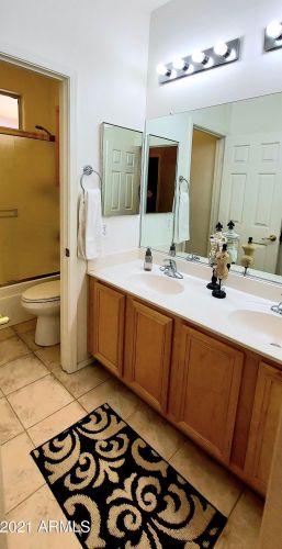 3413 Thornton Ave, Gilbert AZ 85297-5216 exterior