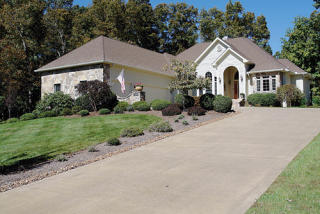 165 Mountain View Dr, Crossville TN  38558-4410 exterior