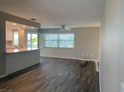 429 47th Ter, Cape Coral, FL 33914-6527