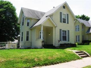839 13th Ave, Clinton, IA 52732-5115