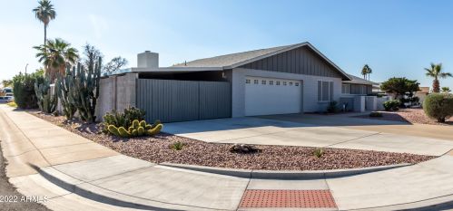 4519 Laurel Ln, Glendale, AZ 85304-3018