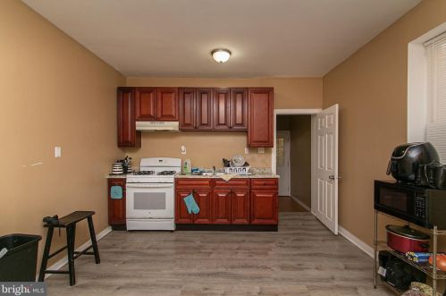 923 Atlantic Ave, Camden NJ  08104-1129 exterior