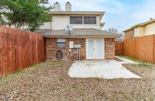 529 Essex Pl, Euless, TX 76039-7863