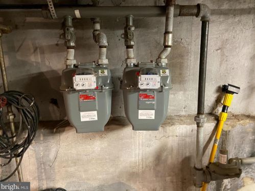 22 Annabelle Ave, Trenton NJ 08610-6315 exterior