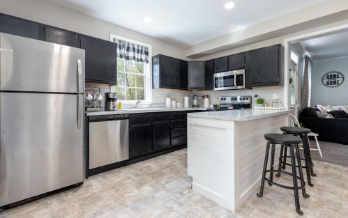 292 Grove St, Richwood OH  43344-1135 exterior