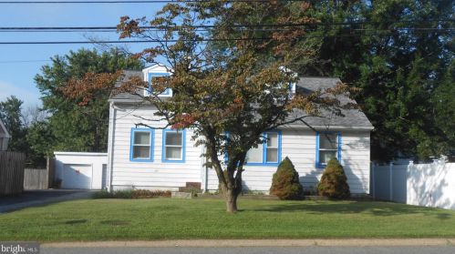 2228 Silverside Rd, Wilmington, DE 19810-4502
