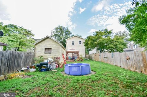 310 Congress St, Charles Town WV  25414-1320 exterior