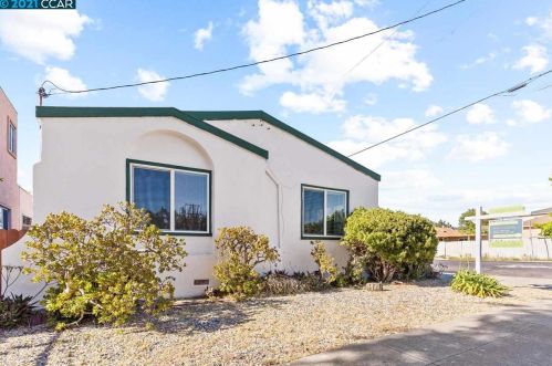901 37th St, Richmond, CA 94805-1318