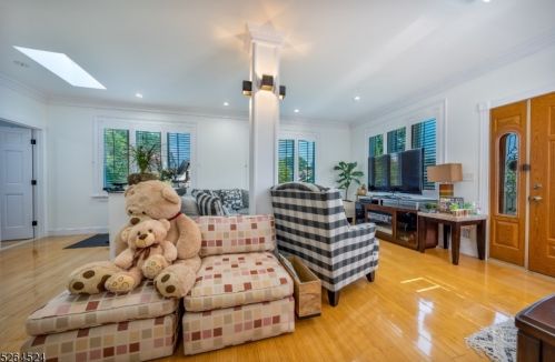 404 Walnut St, Roselle Park NJ  07204-2014 exterior