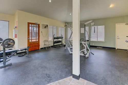 542 Arcadia Dr, Vacaville CA  95687-3354 exterior