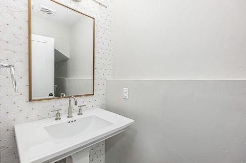 1213 Via Mil Cumbres, Solana Beach CA  92075-1726 exterior