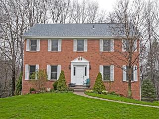 210 Scarborough Dr, Cheswick, PA 15024-9724