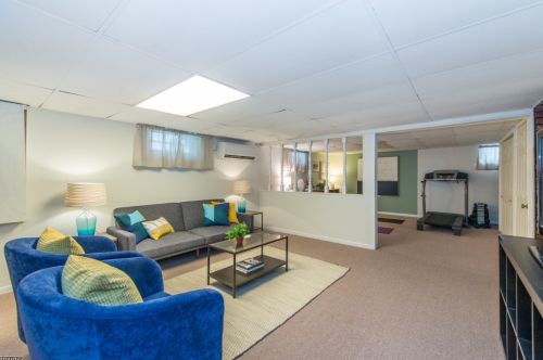 36 Morley Ln, Bloomfield NJ  07003-4309 exterior
