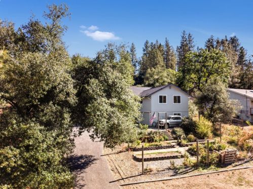 17155 Oscar Dr, Grass Valley CA  95949-7220 exterior