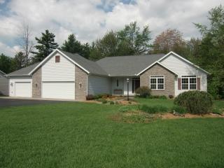 4010 Indian Springs Dr, Wausau, WI 54401-4951
