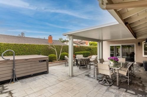 3571 Julian Ave, Long Beach CA  90808-3111 exterior