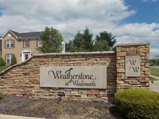 1377 Stonepointe Dr, Wadsworth, OH 44281-8146