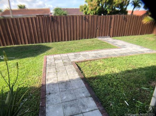 14337 100 Ln, Miami FL  33186-6962 exterior