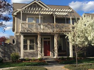 431 Clinton St, Ashland OR  97520-1215 exterior