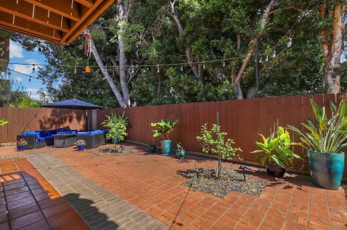 5521 Lesa Rd, La Mesa CA  91942-1704 exterior