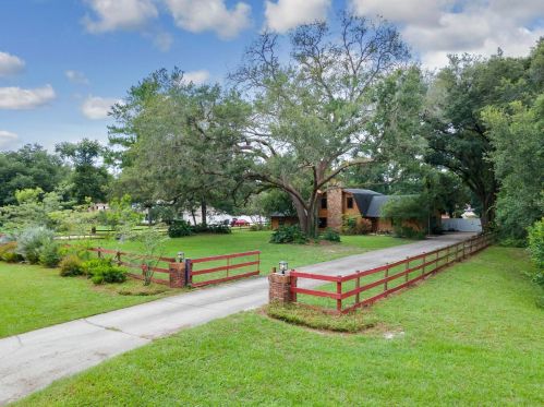 8300 Murray Ct, Sanford, FL 32771-9729